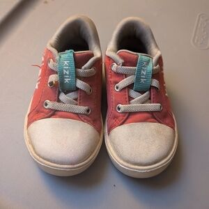 Red Kids Kizik Sneakers